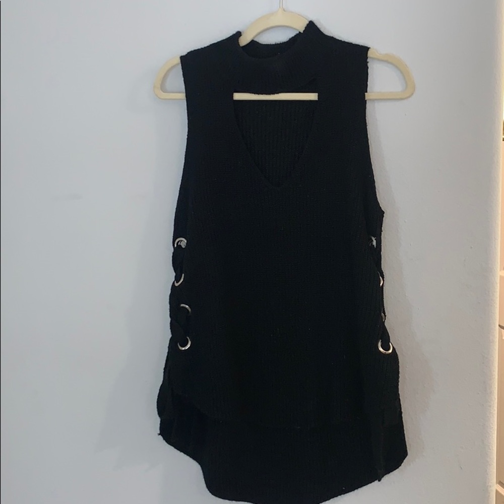 Stolen Hearts No Sleeve Sweater